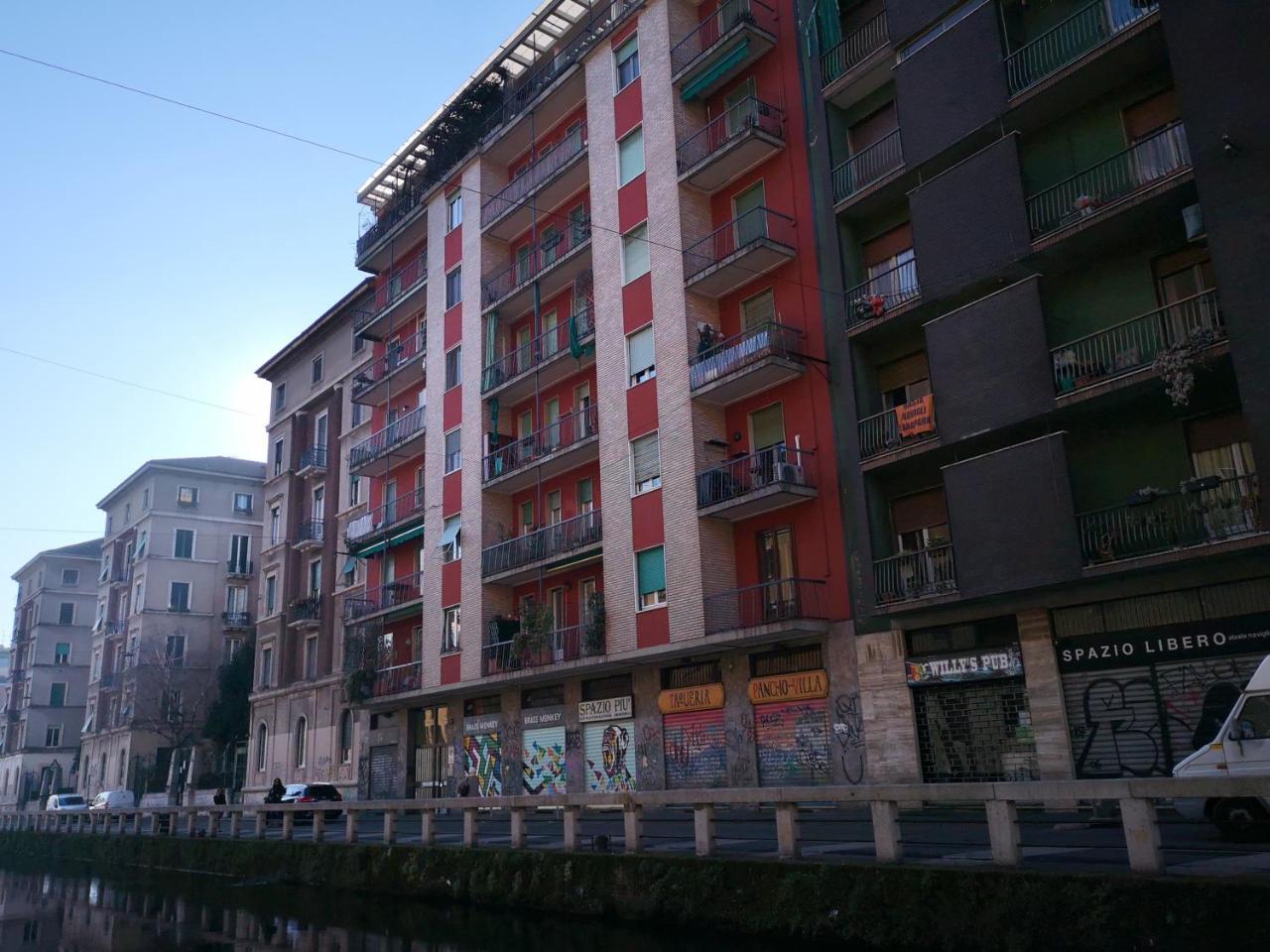 2 Navigli Acomodação com café da manhã Milão Exterior foto